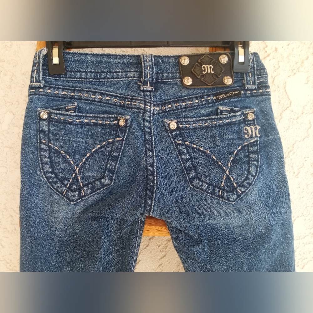 🔥Miss Me Womens Bermuda (25 W - 11 L) Stylish Denim Shorts. 🔥 FINAL PRICE 🔥 - Picture 7 of 11